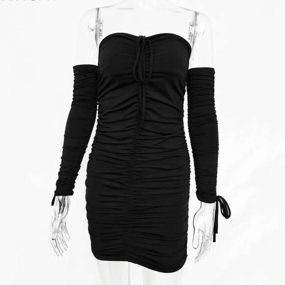 White long sleeve mini bodycon dress - Picture 2 of 5